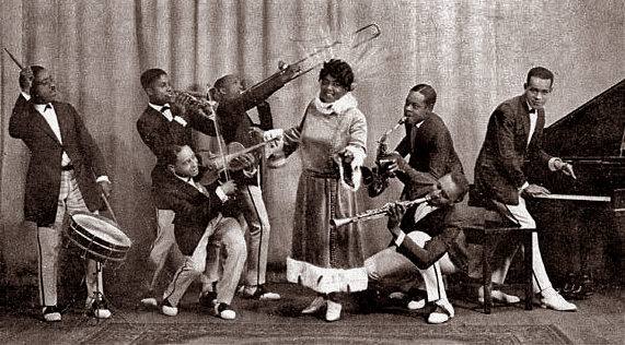 Mamie-smith-jazz-hounds