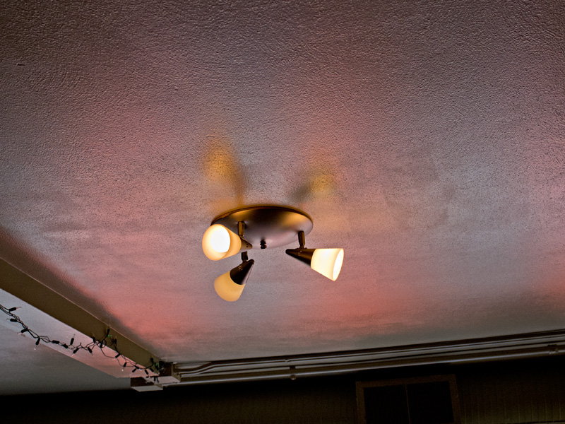 Lightabovelaurasmall