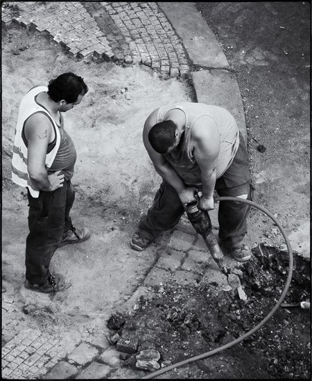 Roma roadworkers