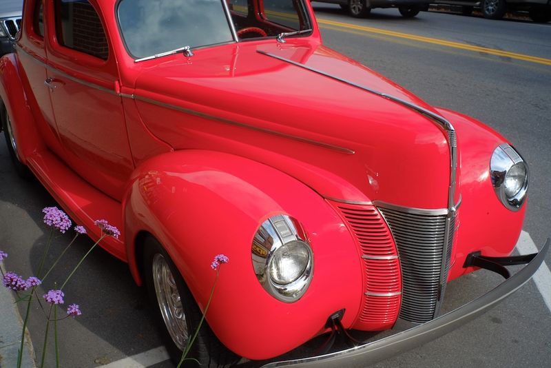 1940 Ford Street Rod front