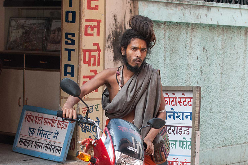 Sadhu-on-motor-bike-in-hardiwar
