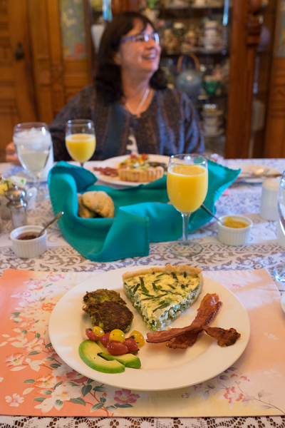 La Belle Vie breakfast
