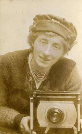 Olive Edis 2