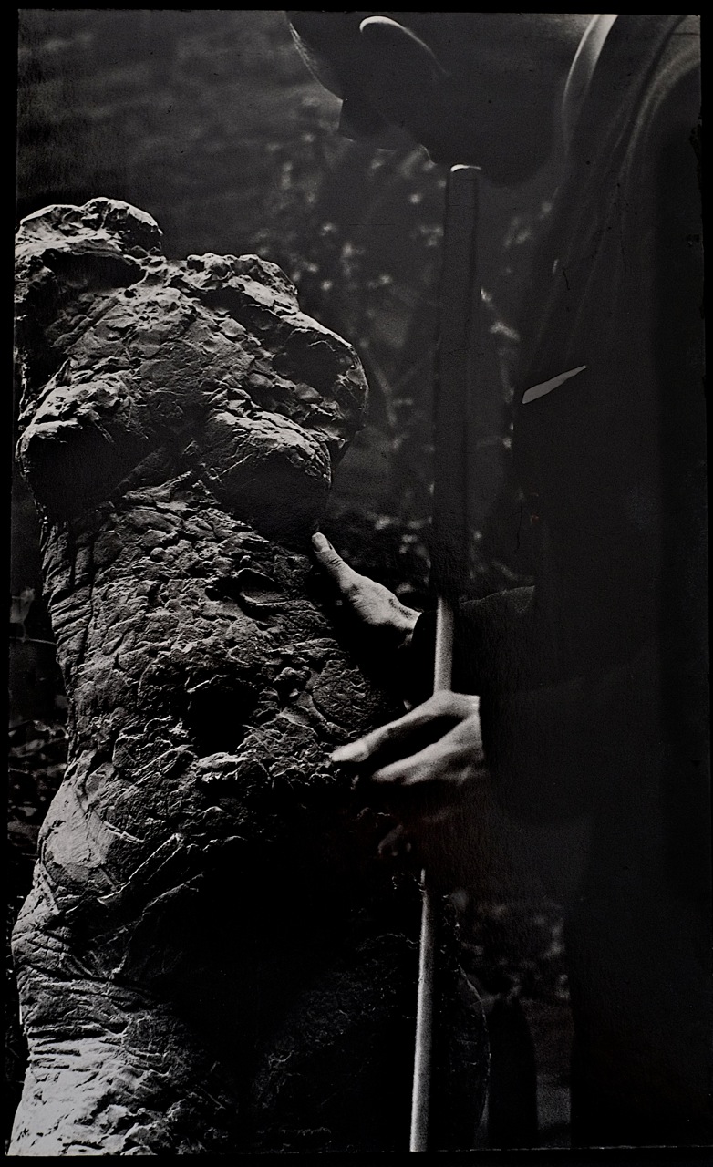 04_Blind Man %22Sees%22 Sculpture © 2017 Jim Hughes