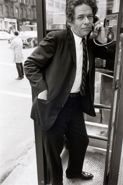WInogrand portrait
