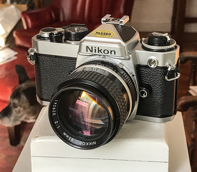 Nikon FE 2020-small