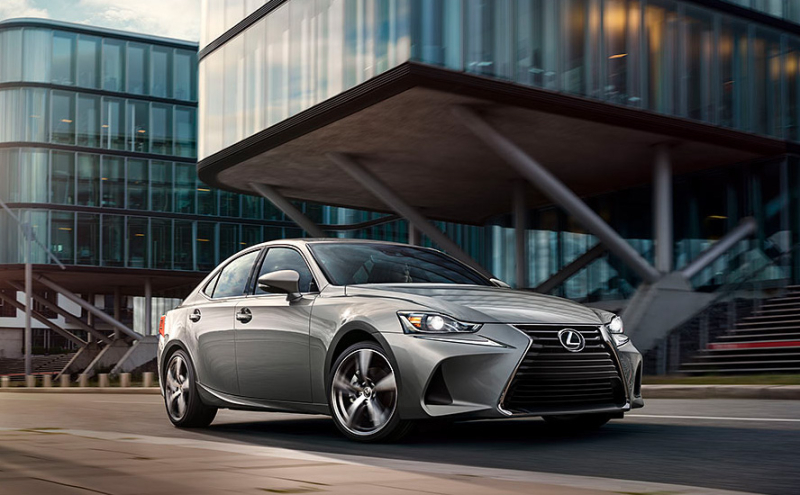Lexus IS