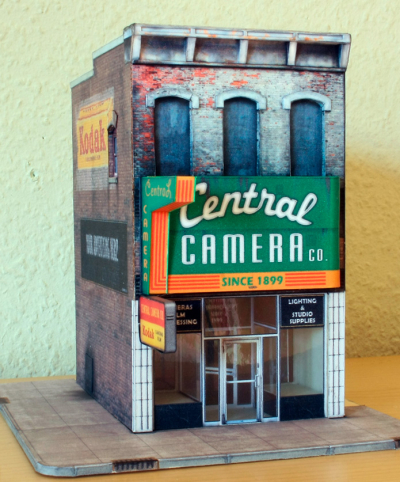 Held Central Camera