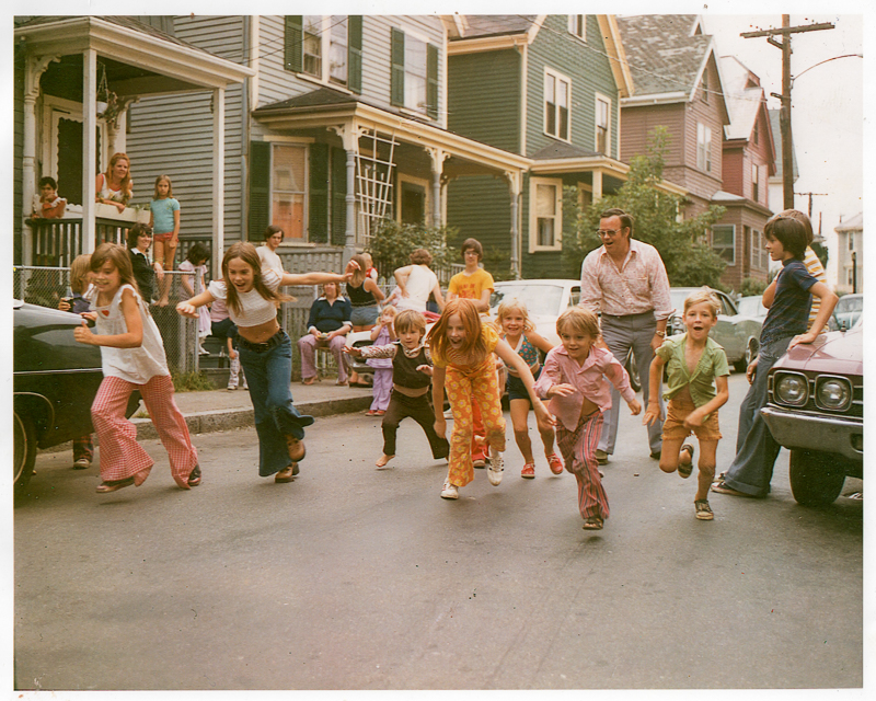 GILLOOLY1973