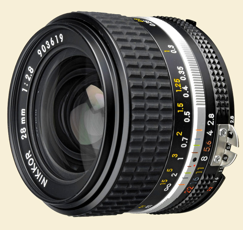 Nikon 28mm ais