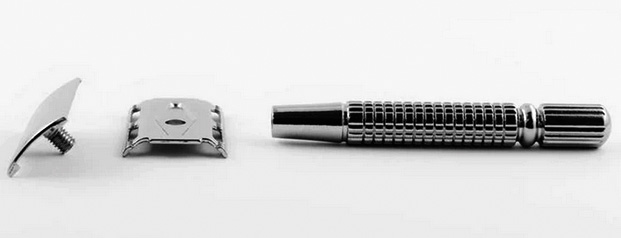 Three-piece razor