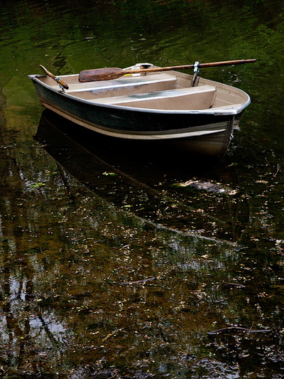 Eamon_e3_rowboat