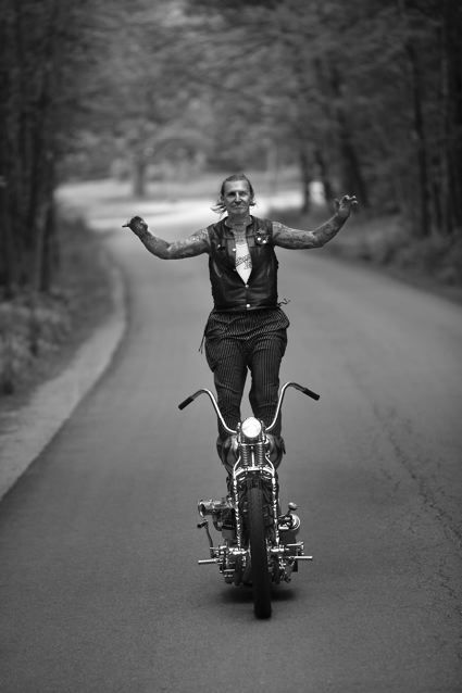Indian_larry_full_frame_hp_2